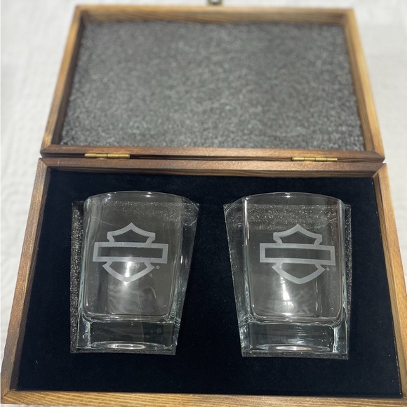 HARLEY DAVIDSON HIGH BALL GLASSES SET ENGRAVED LOGO WOODEN BOX SET - Picture 4 of 5